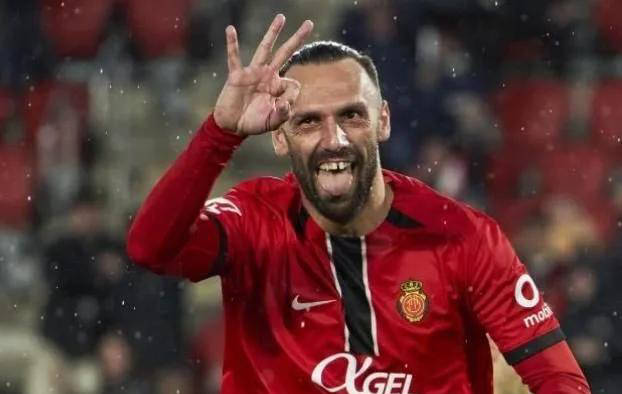 19场14球爆发！科索沃锋霸穆里奇闪耀西甲，冲击马略卡队史最佳射手称号